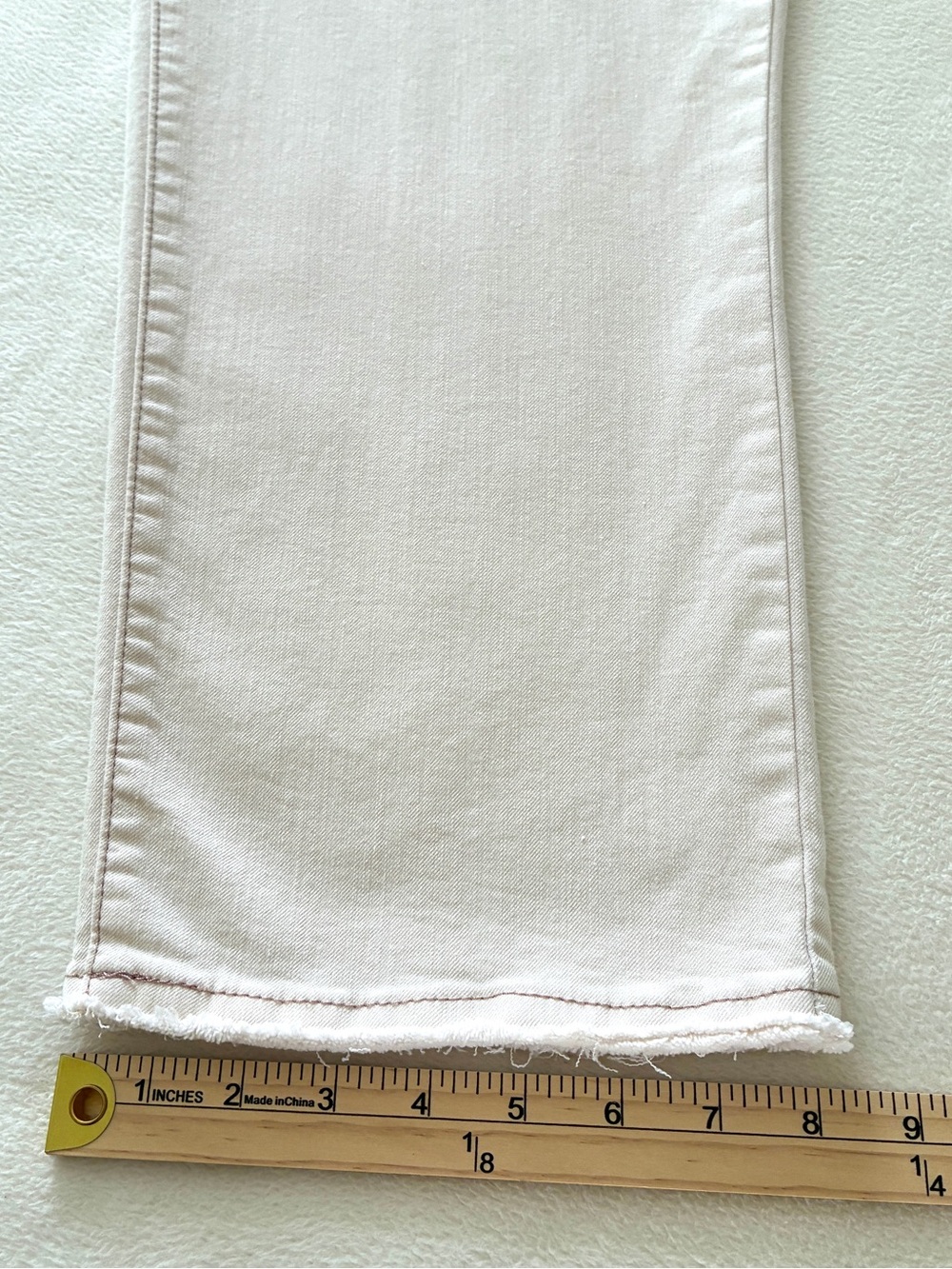 Democracy Cropped Jeans 16 Cream Ivory Straight Leg Stretch Raw Frayed Hem Denim - Picture 11 of 14